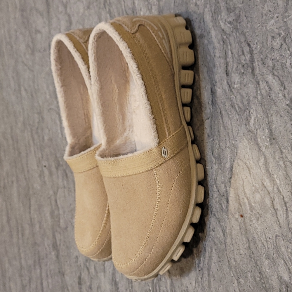 New Slip On Sketchers